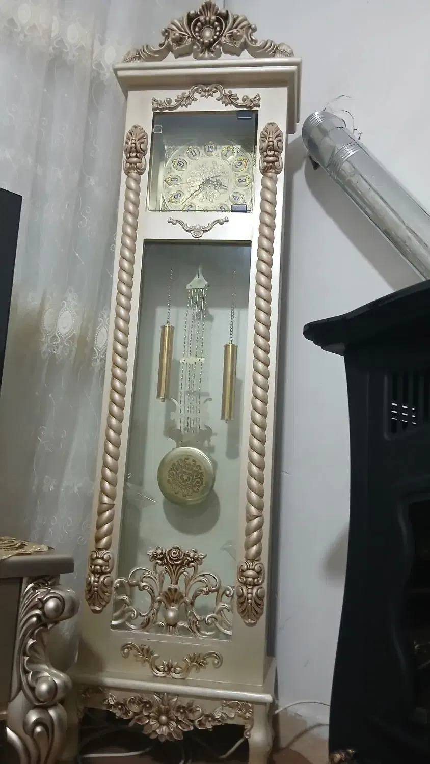 ساعت ایستاده نو برای جهزیه|ساعت دیواری و تزئینی|ساوه, |دیوار