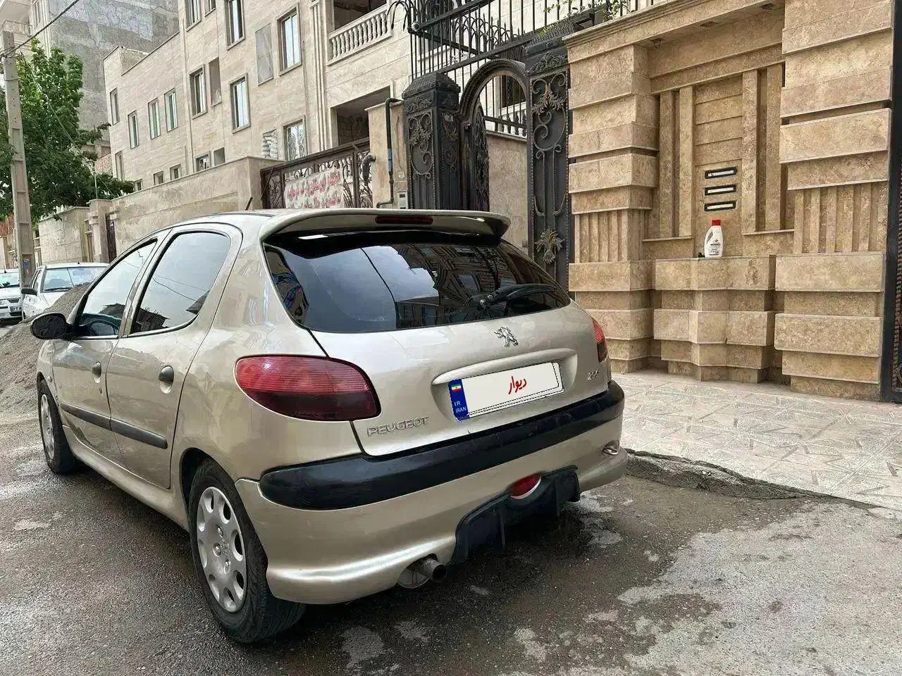 پژو ۲۰۶تیپ ۵|خودرو سواری و وانت|بهارستان, |دیوار