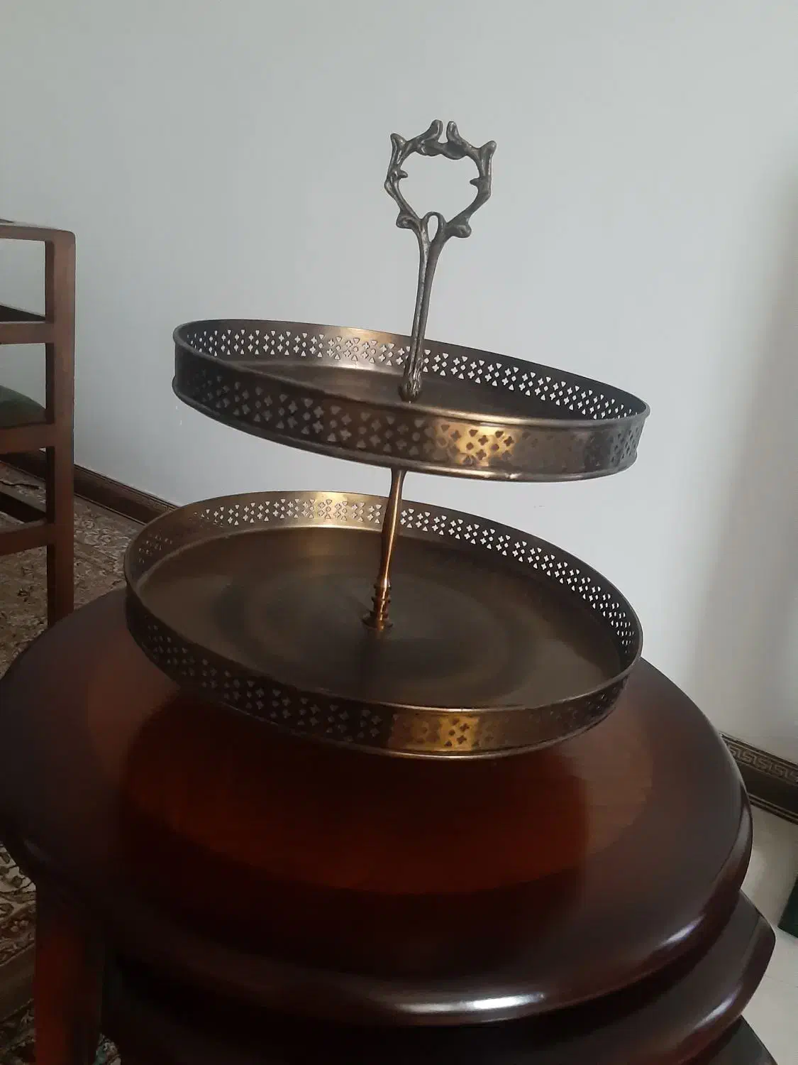 ظرف سرو دو طبقه برنجی هندی|ظروف سرو و پذیرایی|خرمآباد (تنکابن), |دیوار