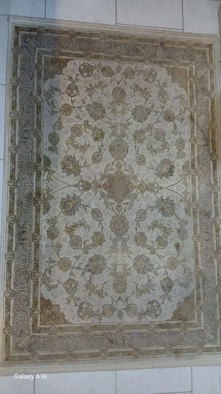 فرش|فرش|فردیس, فردیس|دیوار