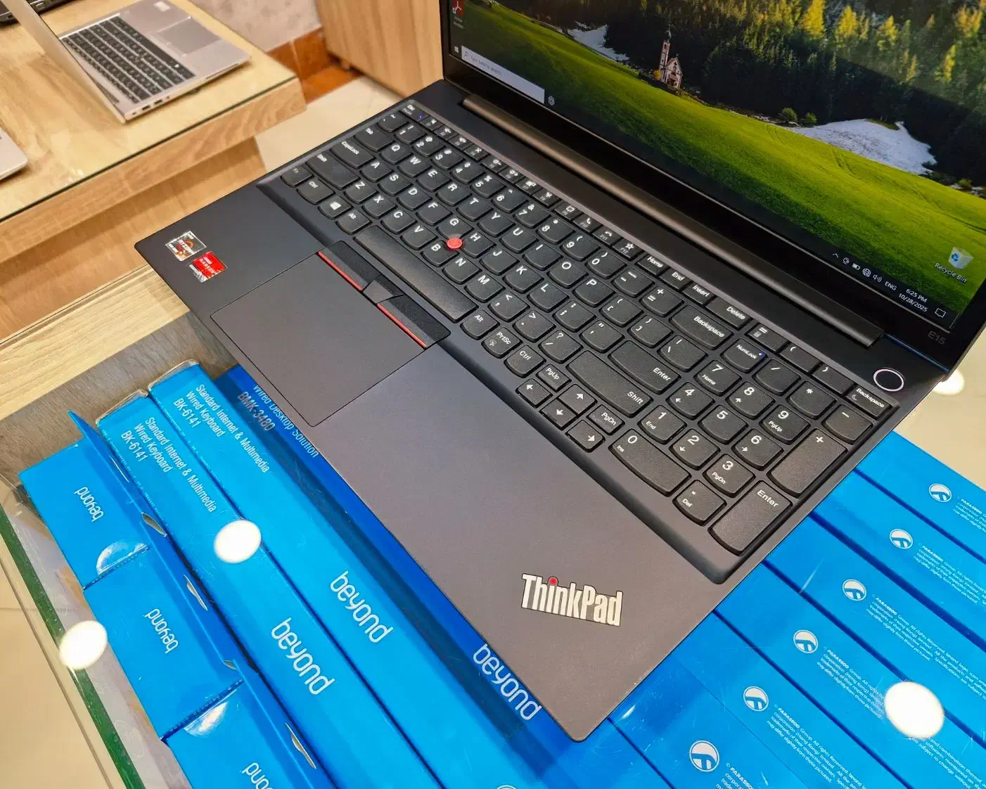 لپ تاپ حرفه ای Thinkpad، گرافیکدار، مشابه آکبند|رایانه همراه|قزوین, |دیوار