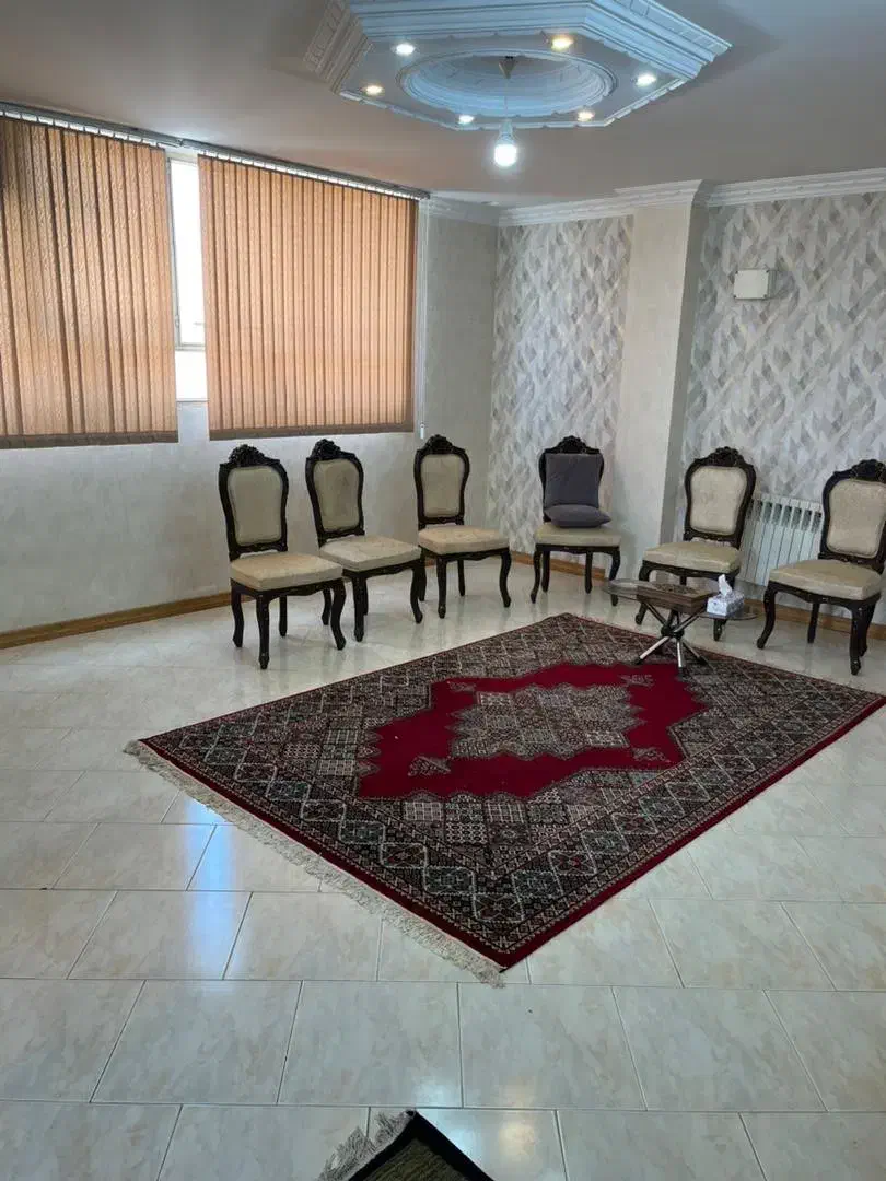 اپارتمان ۷۱ متر یک خواب در خیابان خادمی|فروش آپارتمان|اصفهان, دستگرده|دیوار