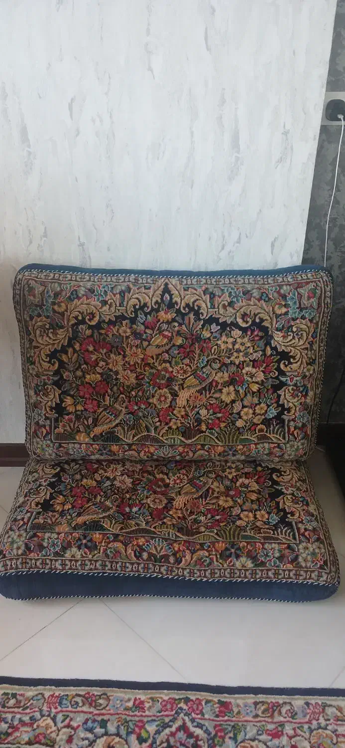 فروش یک دست پشتی قالی دست باف|پشتی|کرمان, |دیوار