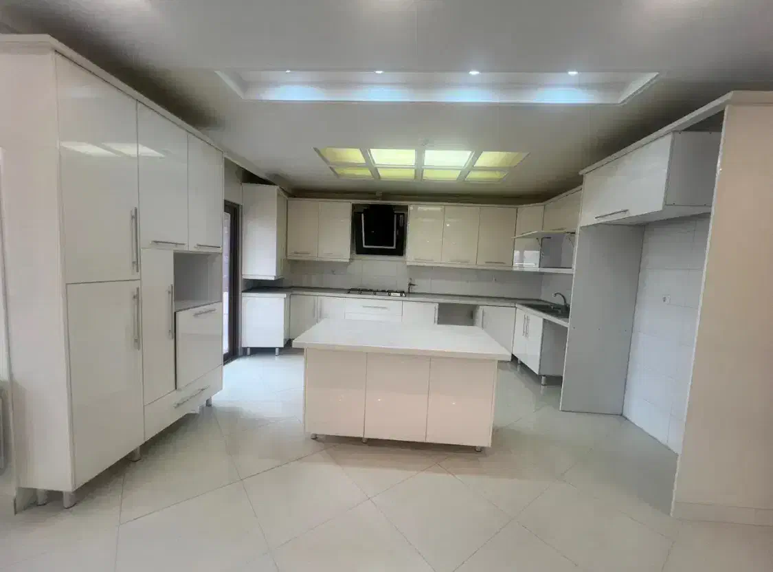 ۱۱۹متر۲خواب/ساختمان بی نظیر/در منطقه ارامنه نشین|اجارهٔ آپارتمان|اراک, |دیوار