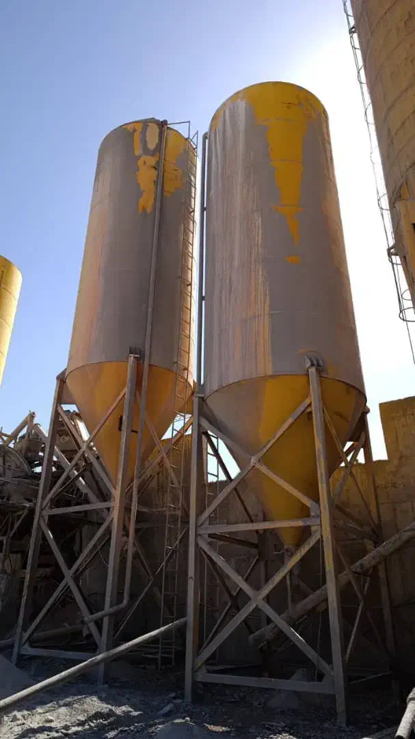 سیلو سیمان|ماشینآلات صنعتی|رشت, لاکان|دیوار