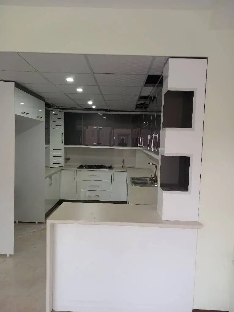 برق کار.رقکاری صدرا لاین.رفع اتصالی و کلیه نصبیات|خدمات پیشه و مهارت|صدرا-فارس, فاز ۱|دیوار