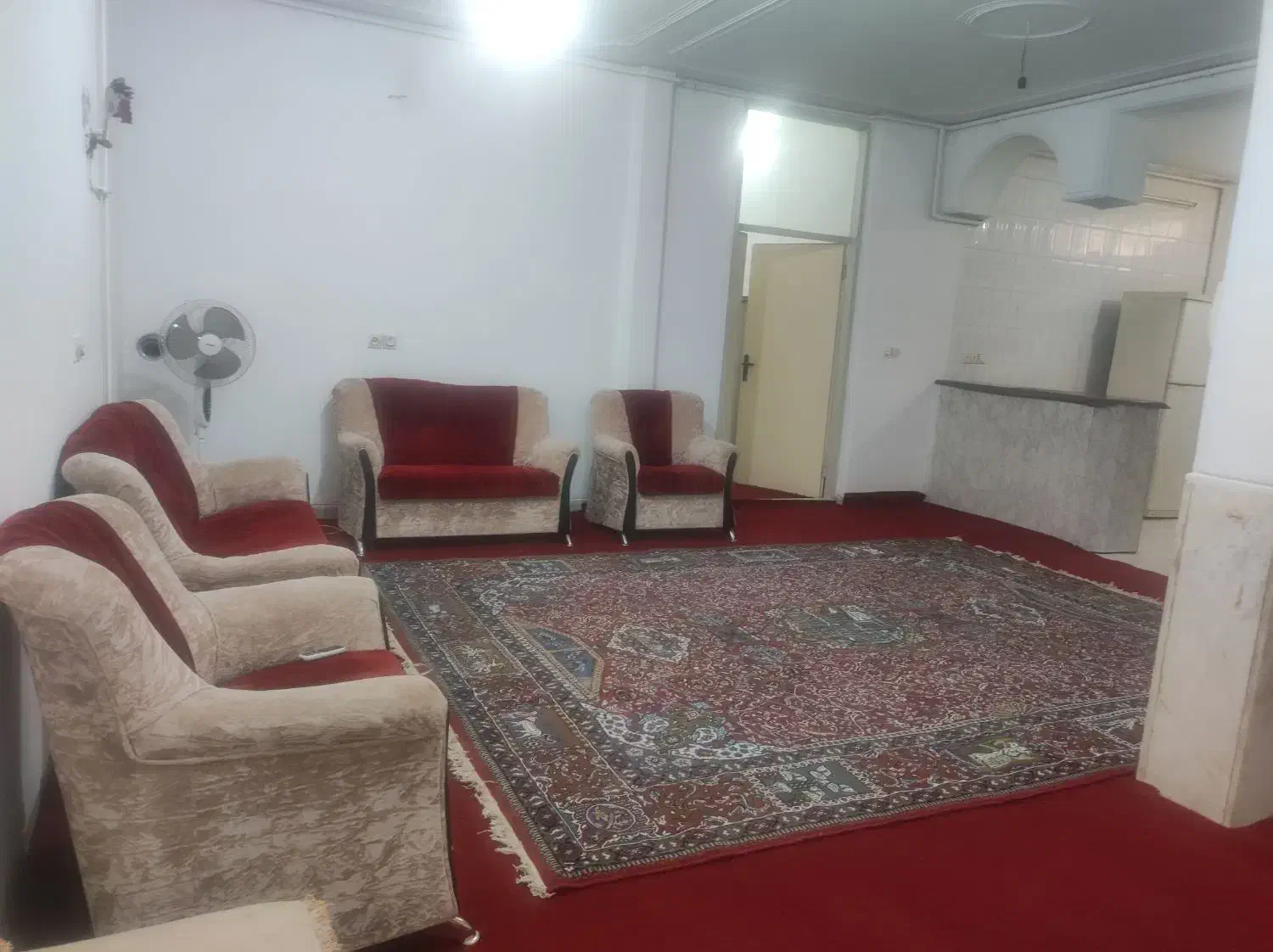 منزل مبله میدان بسیج|اجارهٔ کوتاهمدت آپارتمان و سوئیت|کرمان, |دیوار