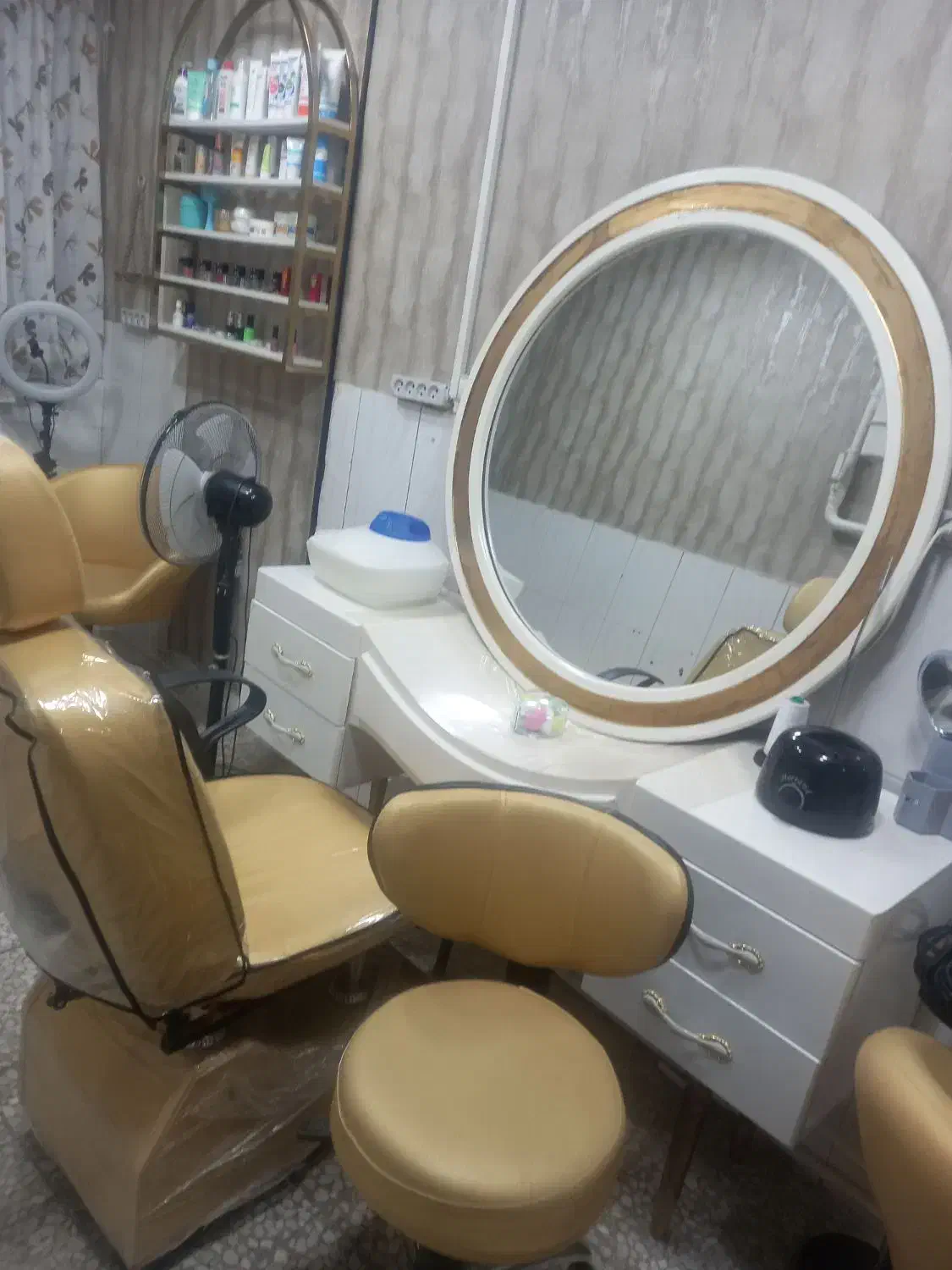 ساعت کاری ۹/۳۰تا۲۰|خدمات آرایشگری و زیبایی|رشت, سلیمانداراب|دیوار
