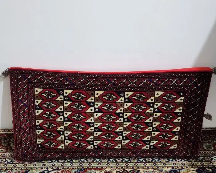 پشتی|پشتی|کرج, فاز ۳ گوهردشت|دیوار