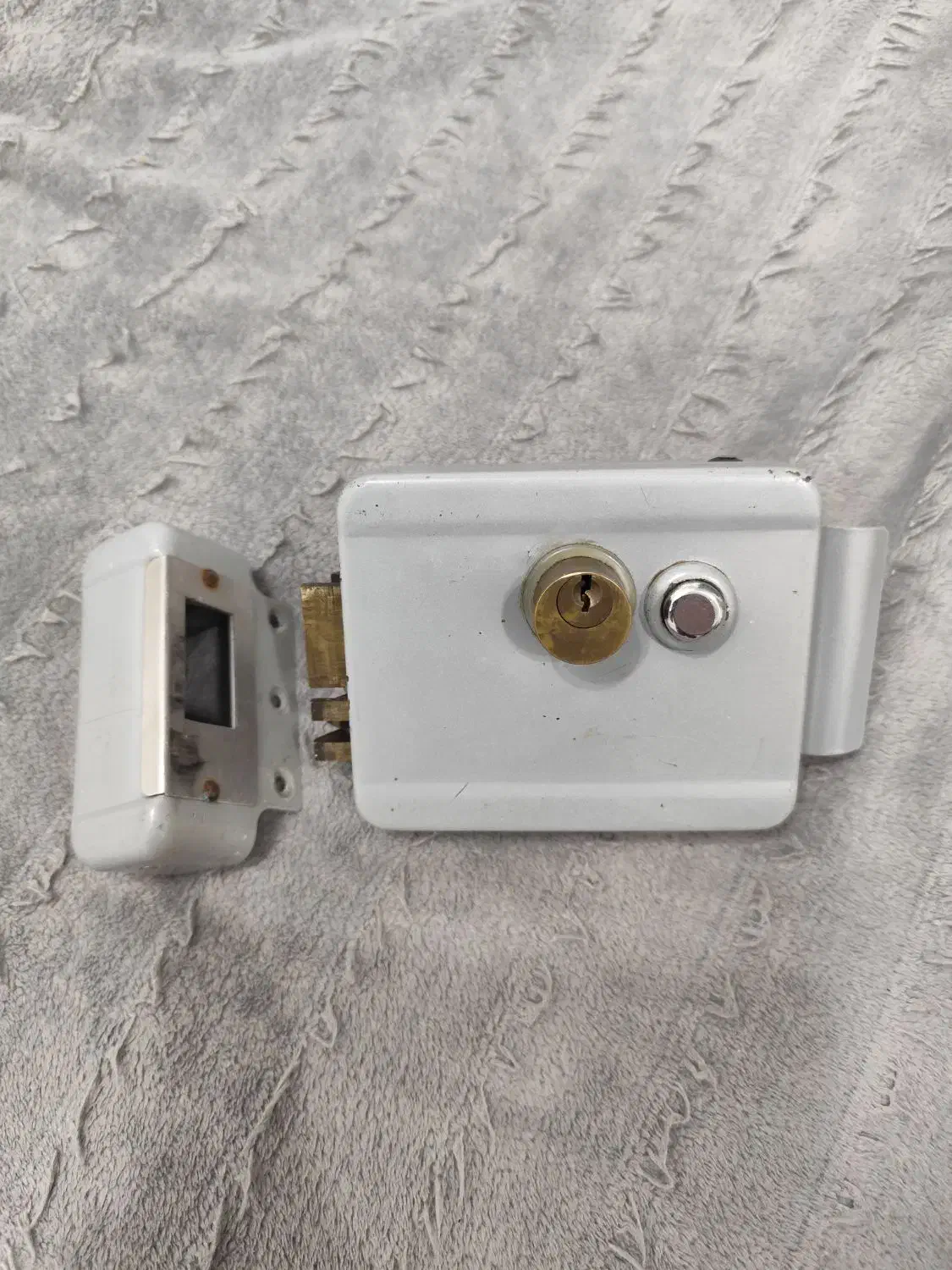 قفل درب منزل حیاط|ابزارآلات|دزفول, |دیوار