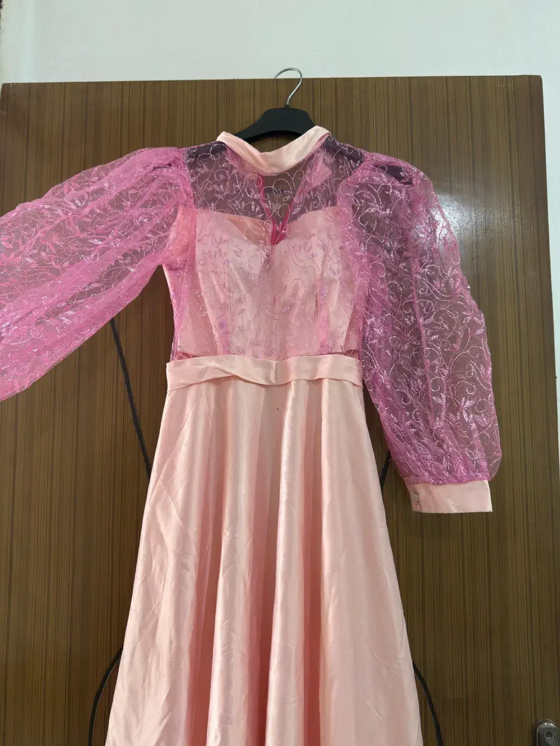 لباس کاملا نو فقط دو سه بار پوشیده شده|لباس|رامشیر, |دیوار