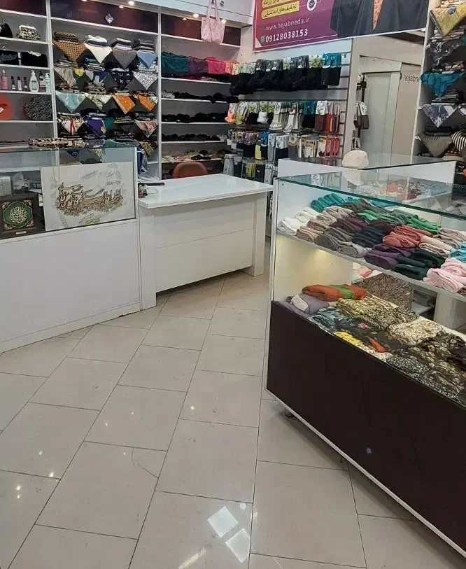 فروش فوری دکوراسیون ام دی اف جهت بوتیک|فروشگاه و مغازه|اصفهان, گلزار|دیوار