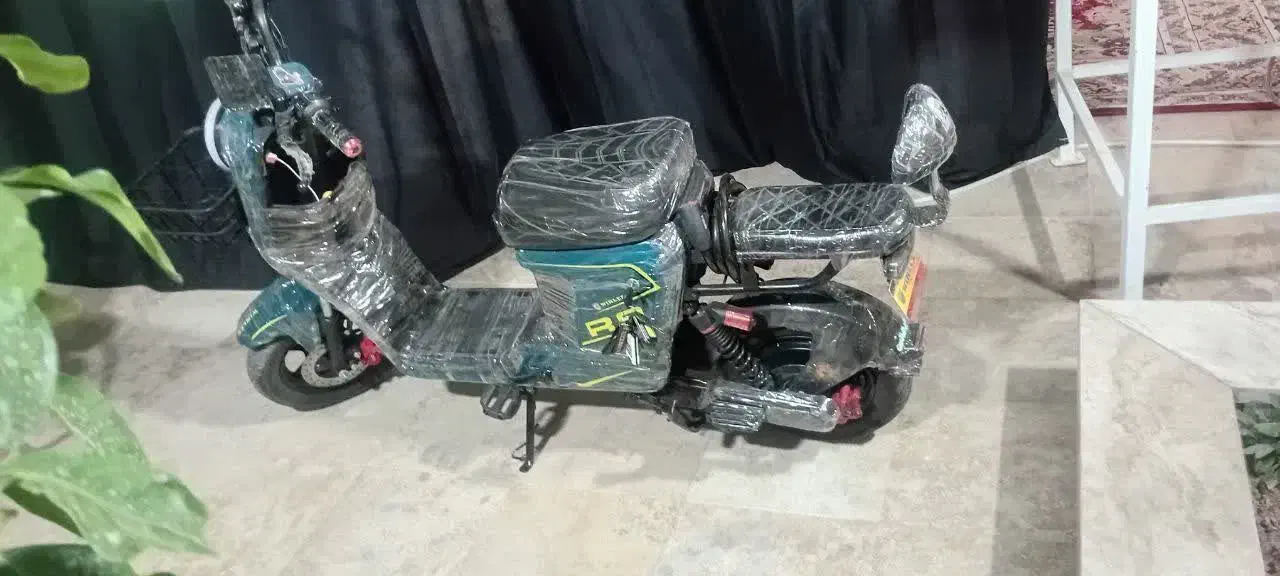 موتور برقی دونفره فوق تمیز|موتورسیکلت|قم, انسجام|دیوار