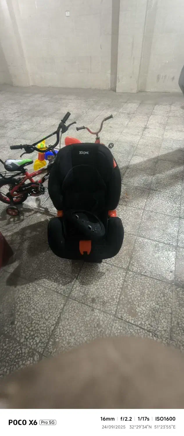 دو عدد صندلی کودک مخصوص خودرو|کالسکه و لوازم جانبی|لنجان, |دیوار