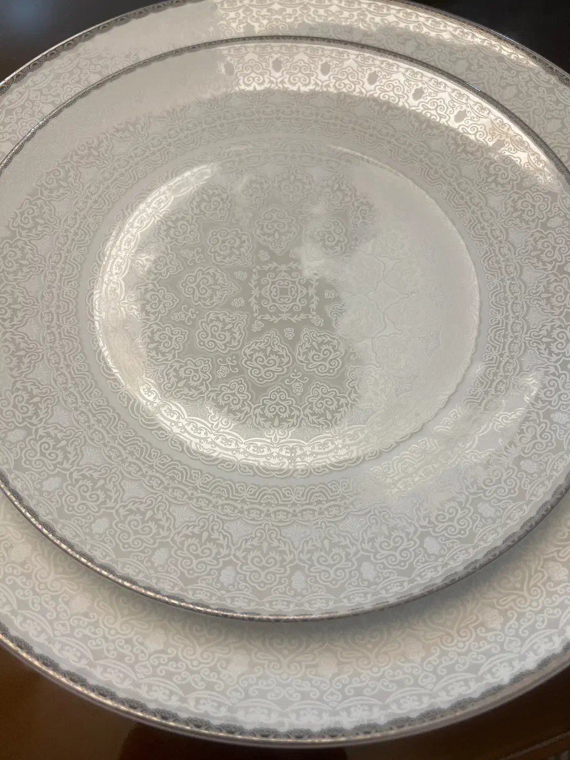 سرویس چینی ۱۸ نفره کامل|ظروف سرو و پذیرایی|قم, شهرک قدس|دیوار