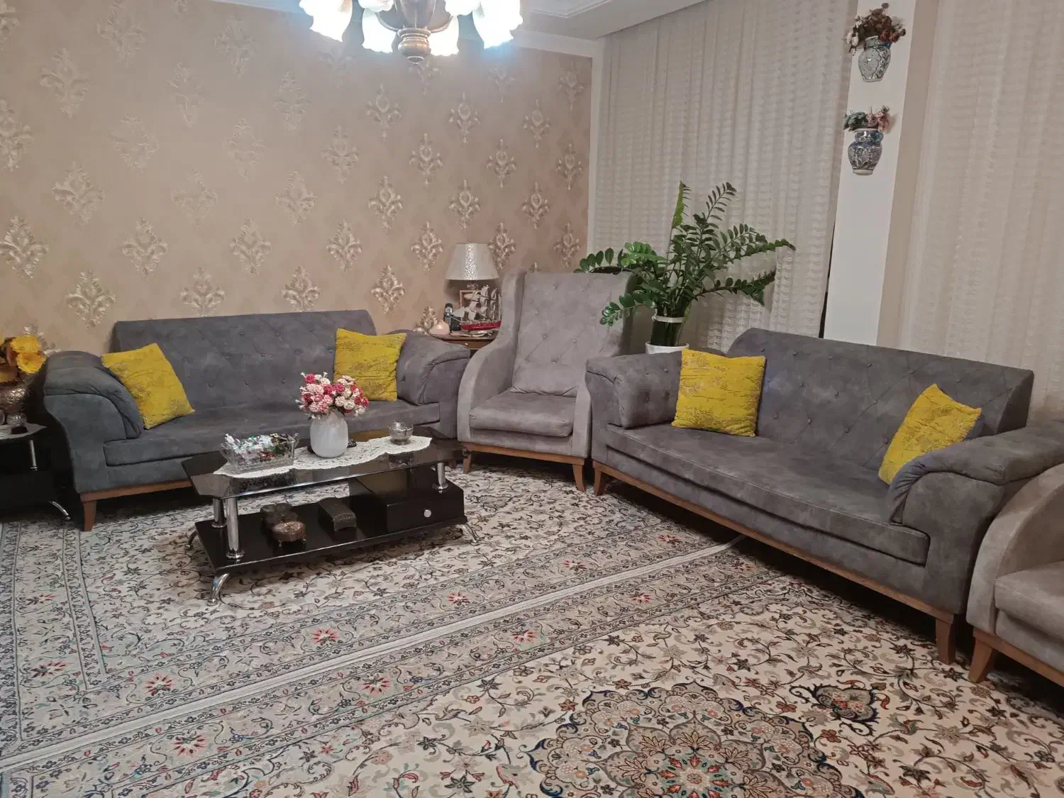 مبلمان 8 نفره و نهار خوری 6 نفره|مبلمان خانگی و میز عسلی|تهران, ایرانشهر|دیوار