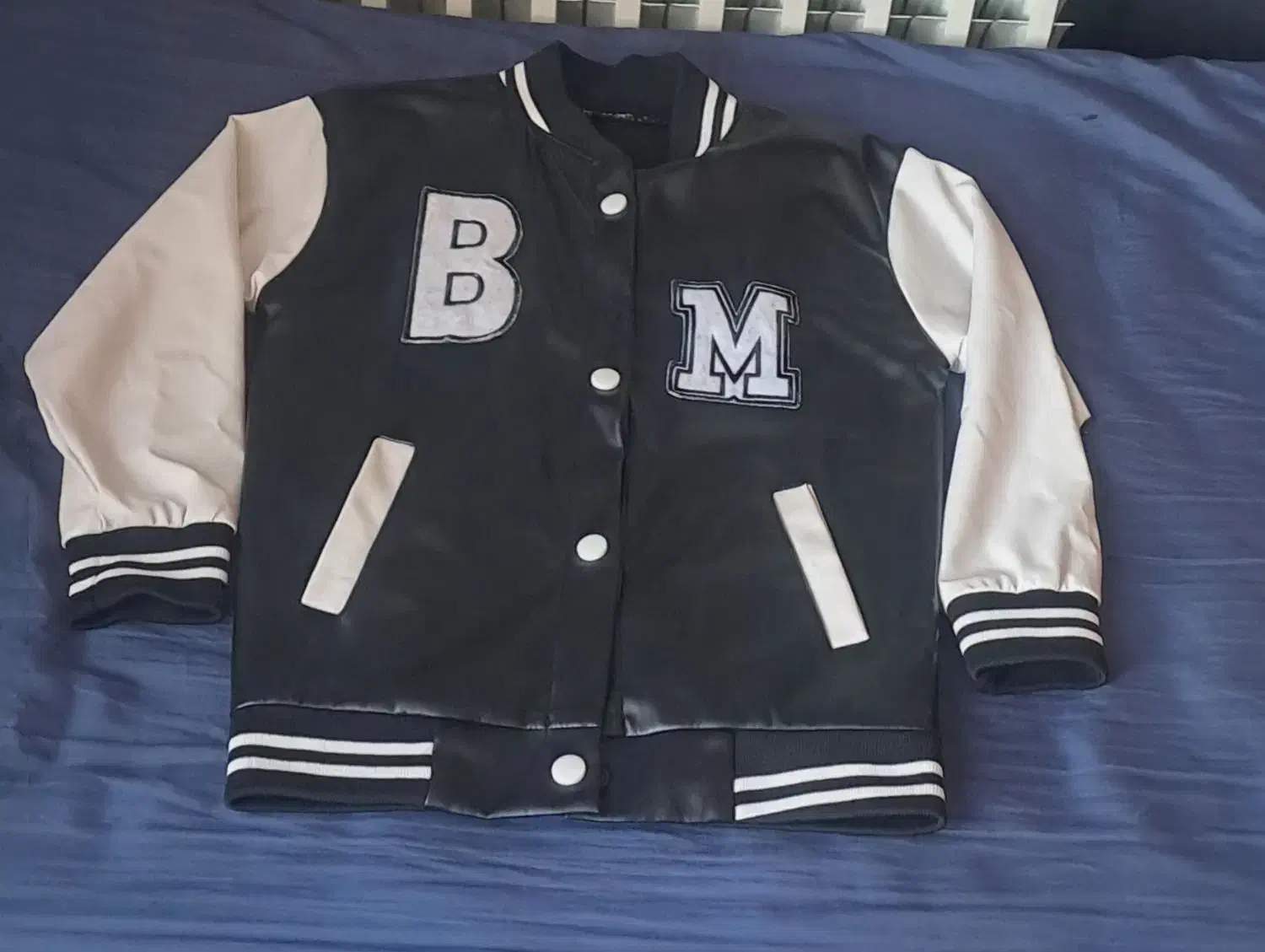 کاپشن چرمی پسرانه درحدنو|کفش و لباس بچه|مشکین‌دشت, |دیوار