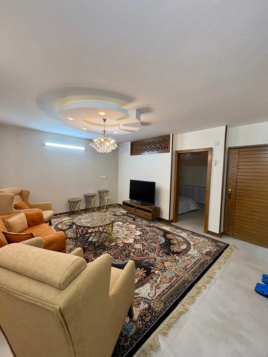 یک واحدمبلهی فوقالعاده لوکس و تمیز درحدهتل۵ستاره|اجارهٔ کوتاهمدت آپارتمان و سوئیت|اصفهان, سعادتآباد|دیوار