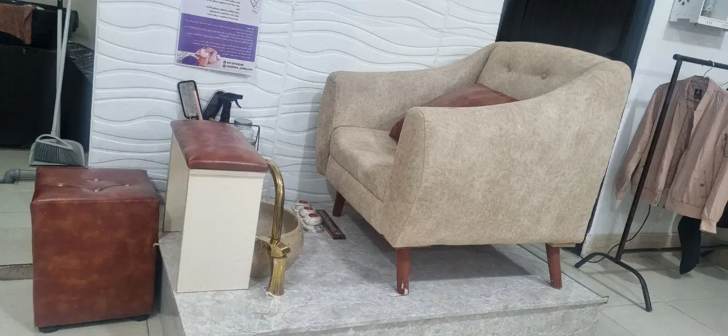 فروش صندلی پدیکور|آرایشگاه و سالنهای زیبایی|شاهینشهر, فردوسی|دیوار