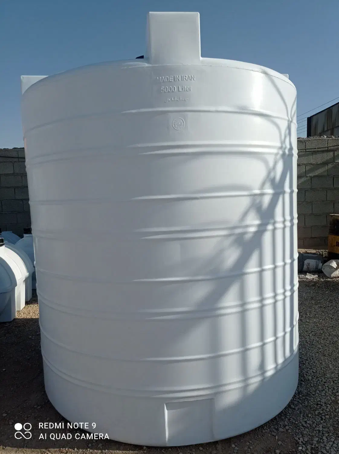 مخزن ۵۰۰۰عمودتانکرباسازگاربالامنبع3لایه|مصالح و تجهیزات ساختمان|شیراز, دروازه قران|دیوار