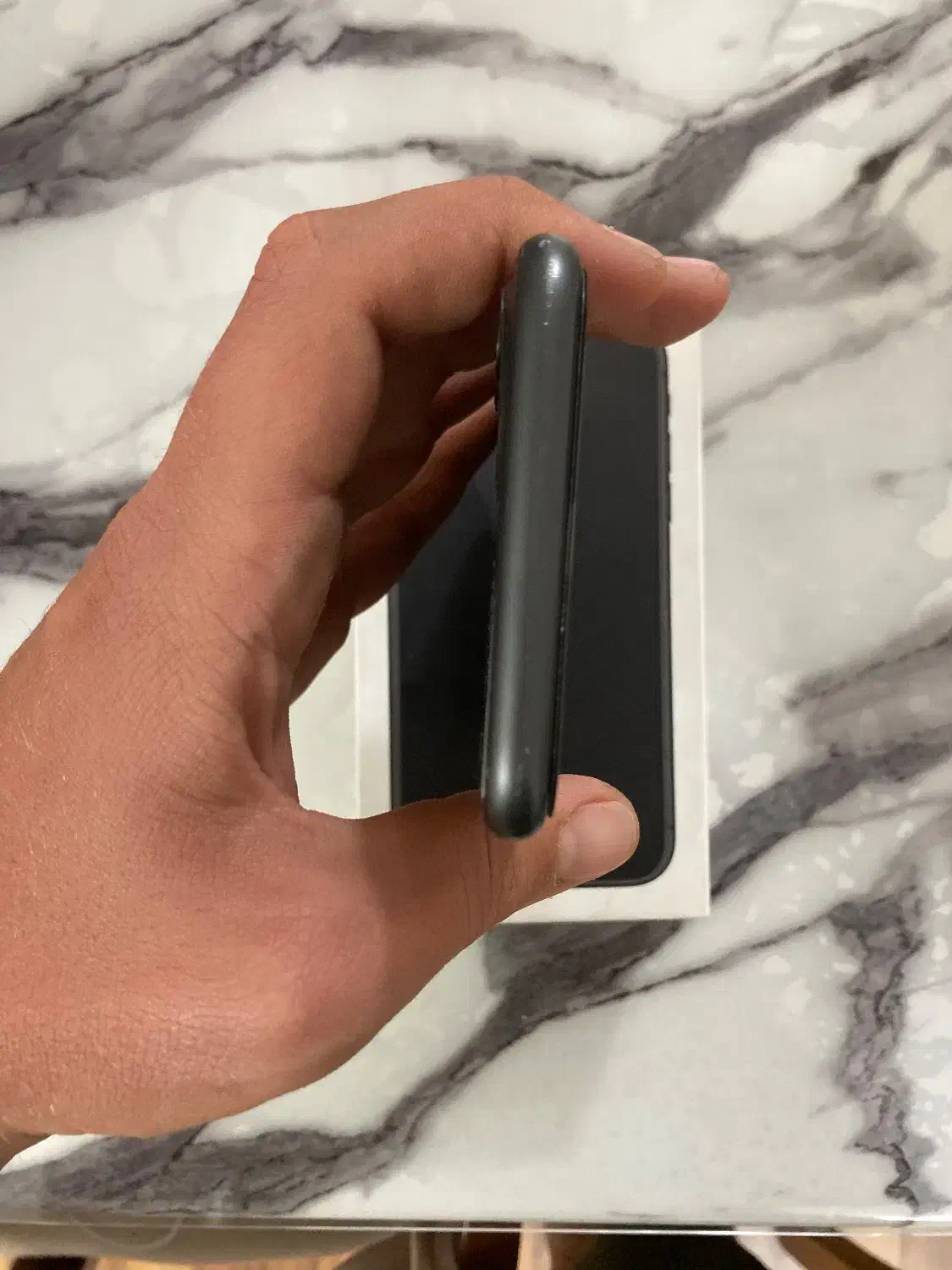 iphone 11  128|موبایل|رودهن, |دیوار