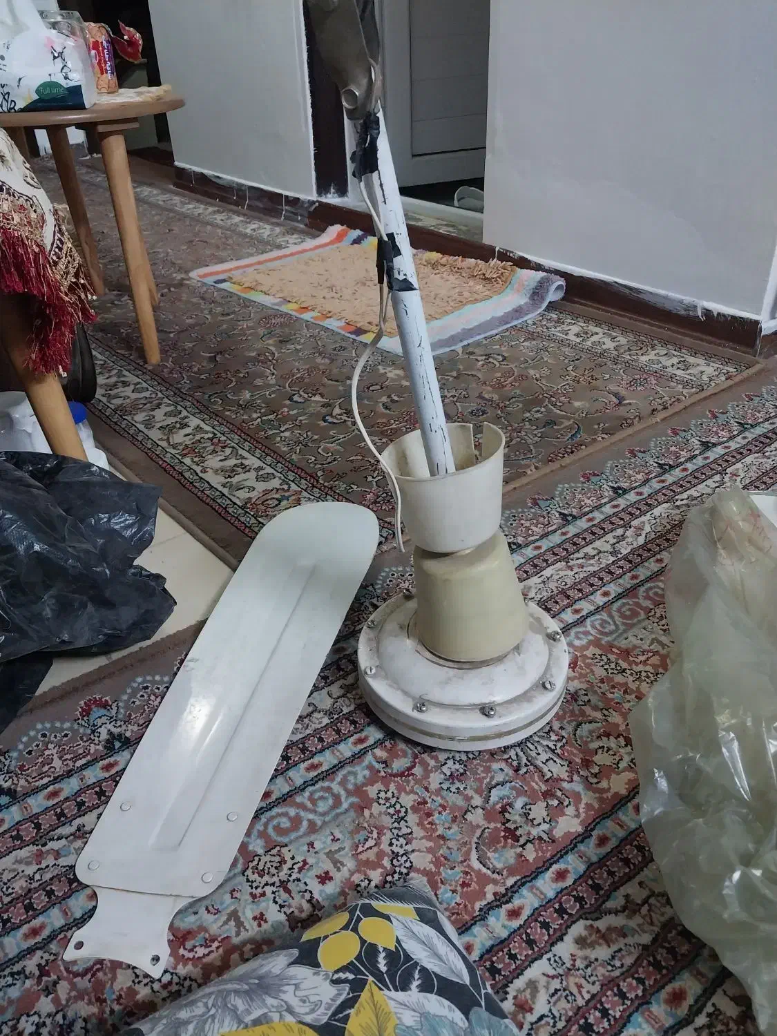 پنکه سفقی|پنکه و تصفیه‌کنندهٔ هوا|گلبهار, شهر جدید گلبهار|دیوار