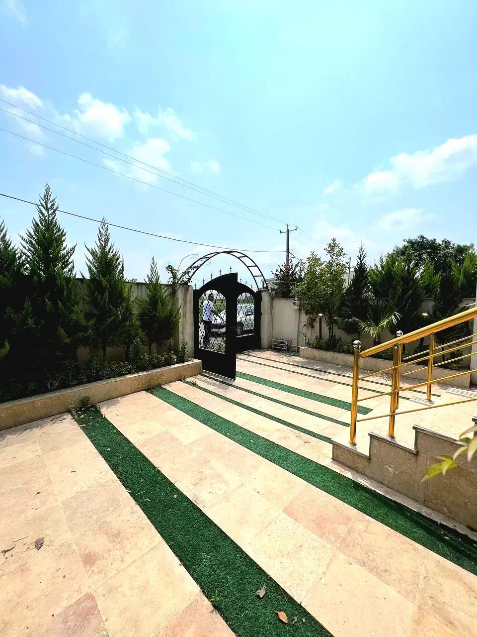 نیم پیلوت/شهرکی حفاظ نصب/کرکره برقی/فول دیزاین|فروش خانه و ویلا|محمودآباد, |دیوار