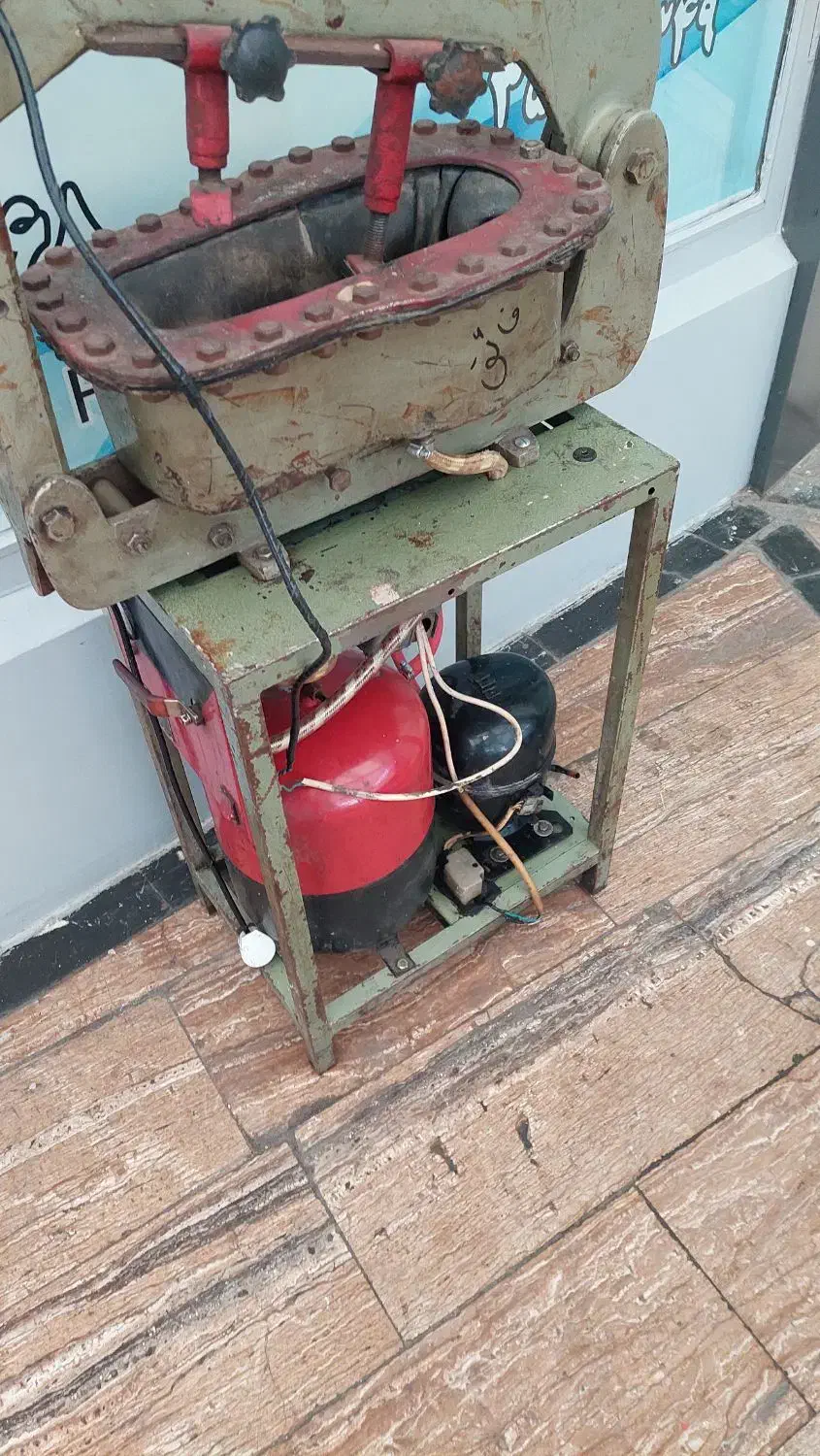 دستگاه پرس کفاشی|ماشین‌آلات صنعتی|تبریز, |دیوار