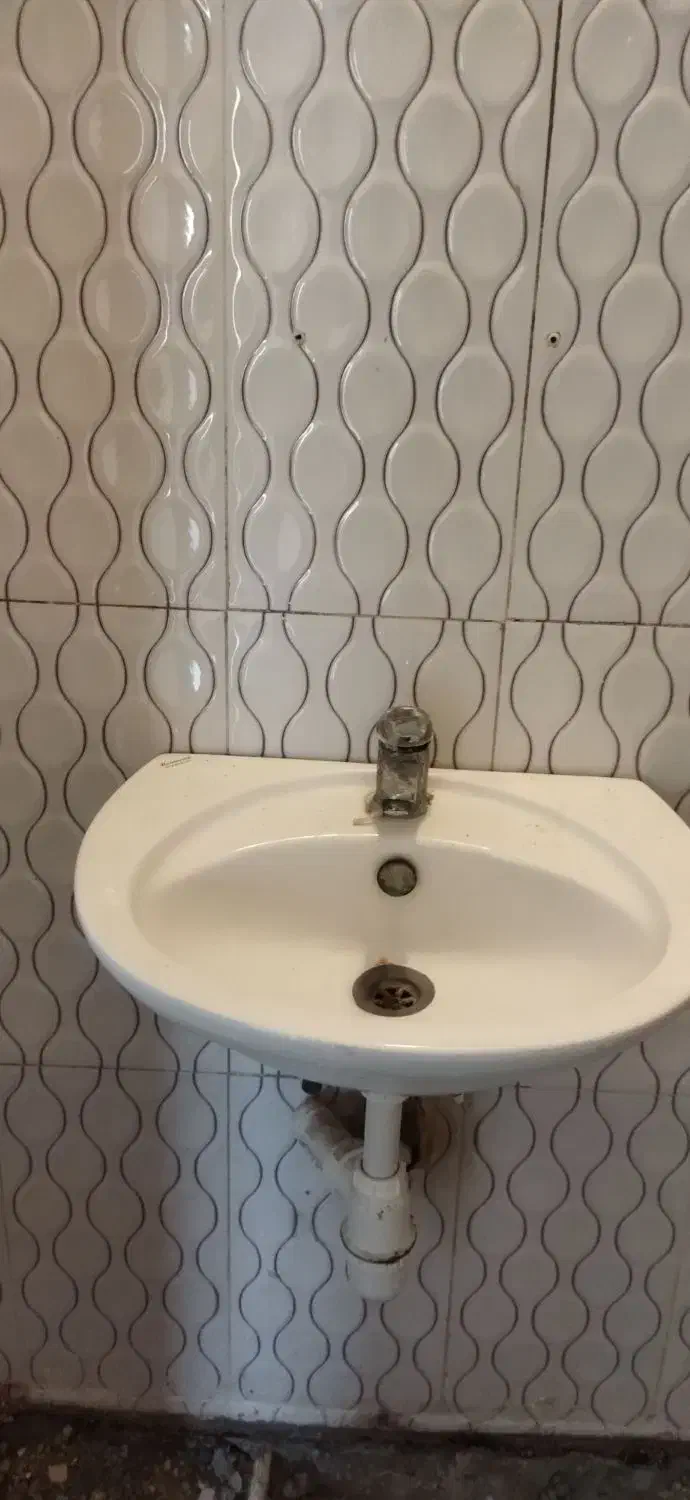 روشویی با شیر مخلوط وشیلنگ آب سرد وگرم|لوازم سرویس بهداشتی|بندرعباس, |دیوار