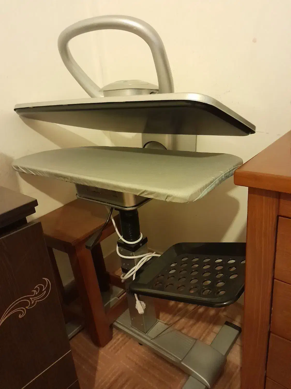 اتو بخار|اتو و لوازم اتو|بروجرد, |دیوار