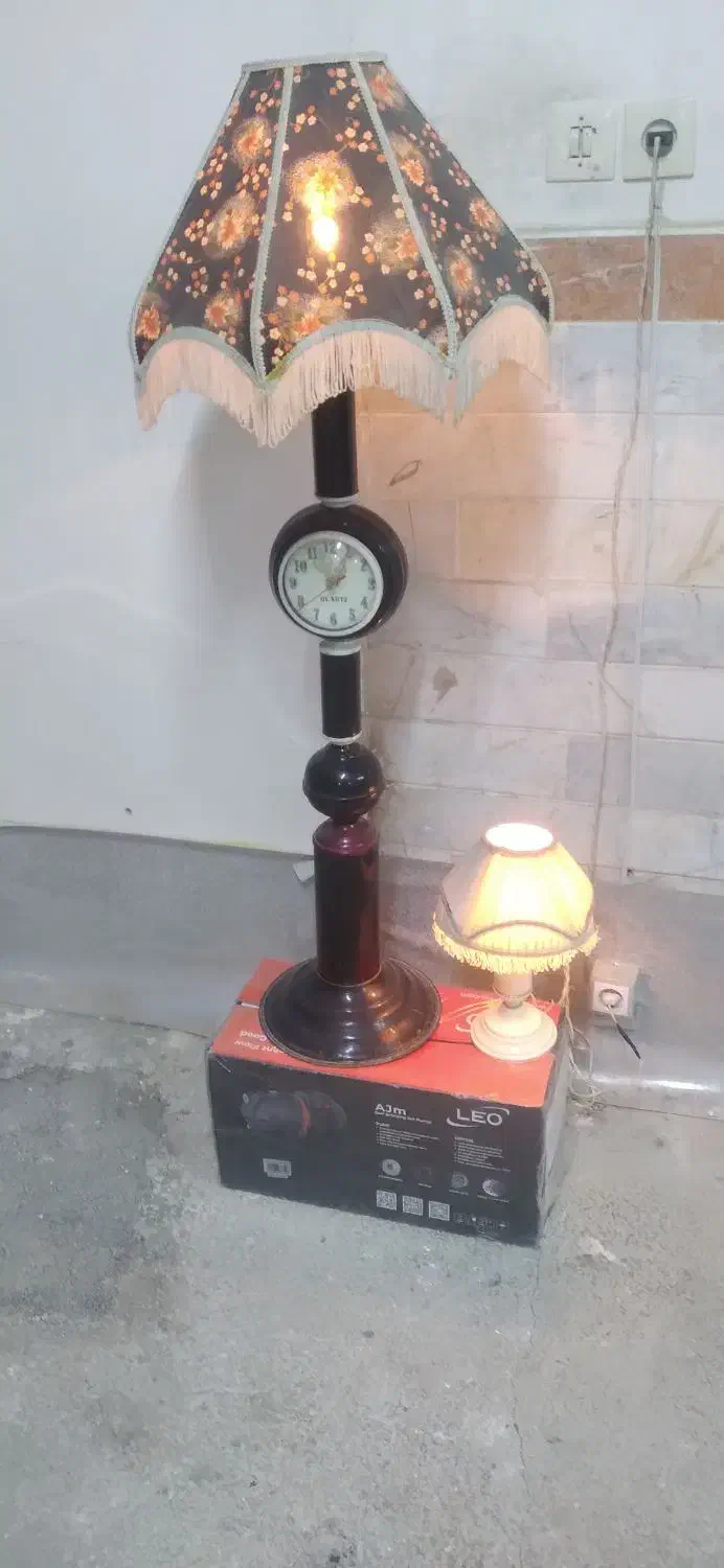 آباژور ساعت دار و چراغ خواب|چراغ خواب و آباژور|شاهرود, |دیوار