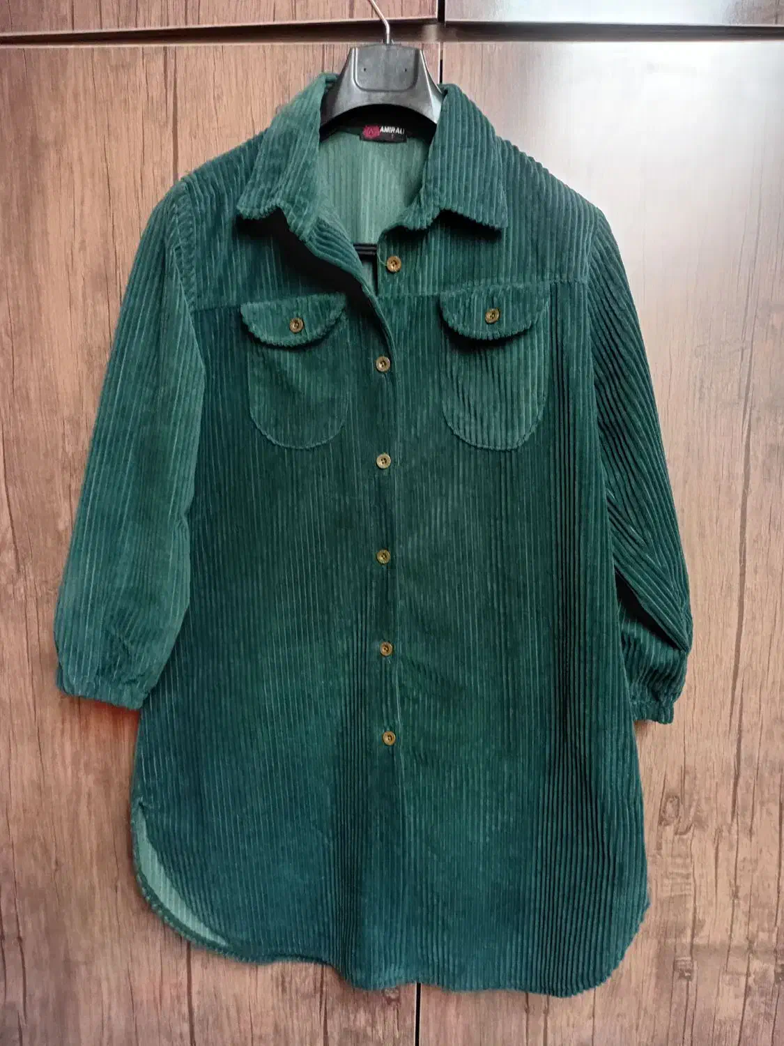 مانتو کت لباس مجلسی|لباس|رباط‌کریم, رباط‌کریم|دیوار