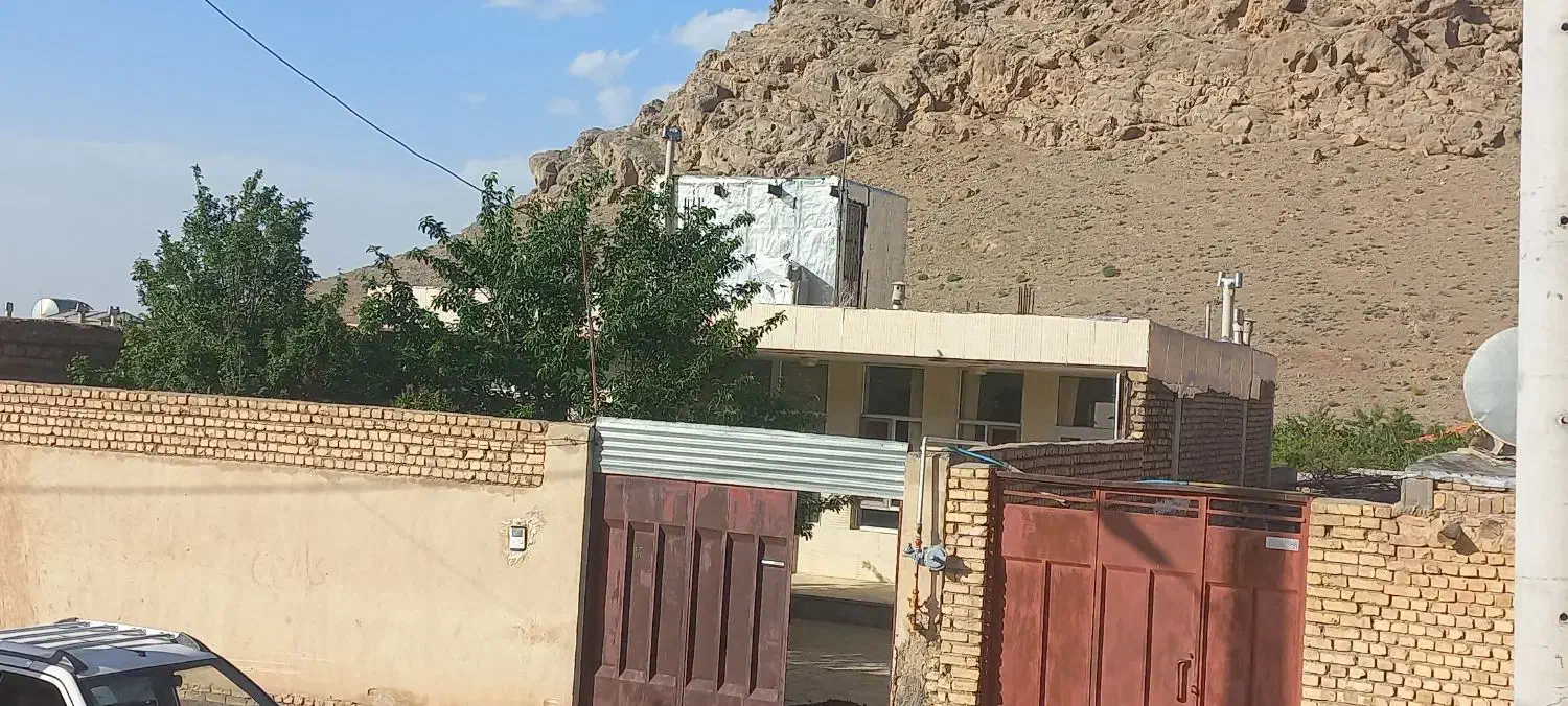 فروش خانه ویلایی 240متری ۱ خوابه|فروش خانه و ویلا|دهاقان, |دیوار