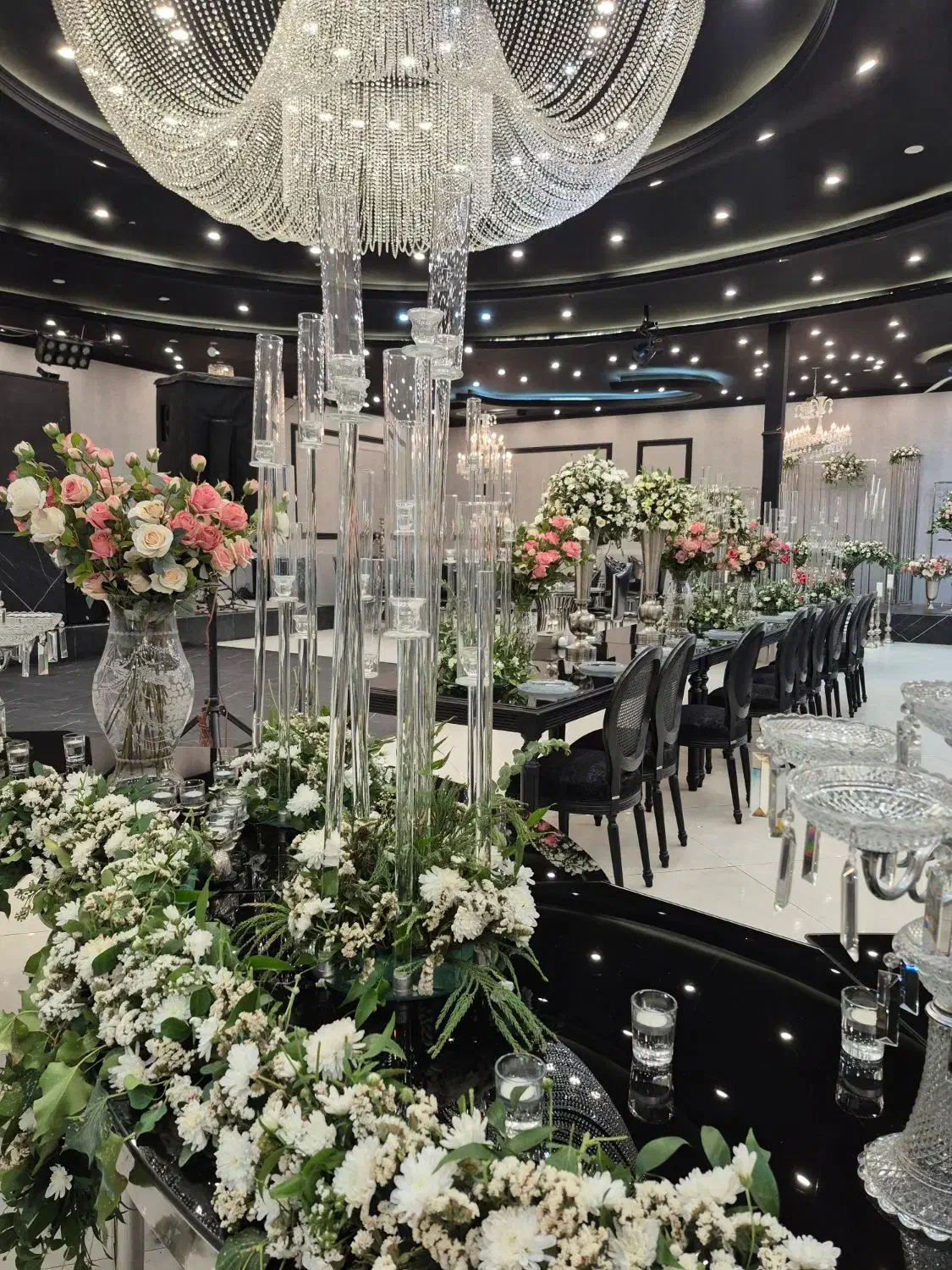 باغ تالار شاهان|خدمات پذیرایی، مراسم|کرج, کلاک پایین|دیوار