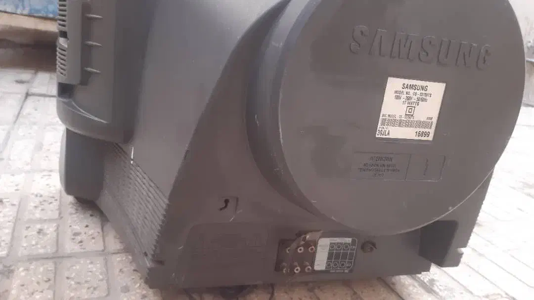 لوازم برقی|تلویزیون و پروژکتور|اصفهان, امامزاده اسماعیل|دیوار