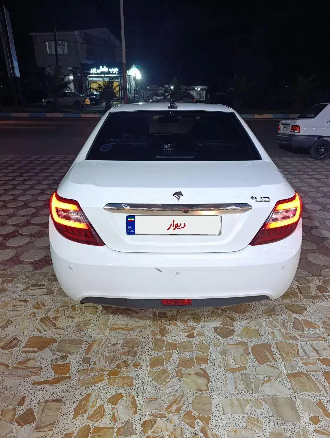 دنا پلاس ابشنال|خودرو سواری و وانت|رشت, سعدی (تختی)|دیوار