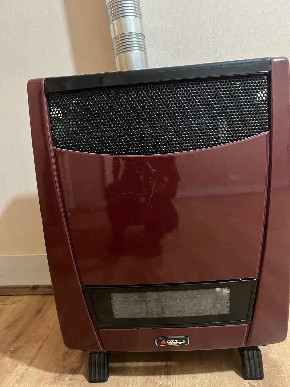 بخاری در حد نو و کاملا تمیز با دود کش|بخاری، هیتر، شومینه|اصفهان, جوزدان الیادران|دیوار