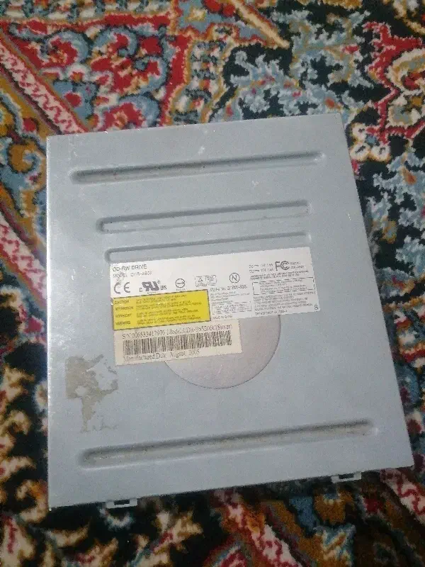 یک عدد دیودی رایتر کامپیوتر|قطعات و لوازم جانبی رایانه|کرمانشاه, |دیوار