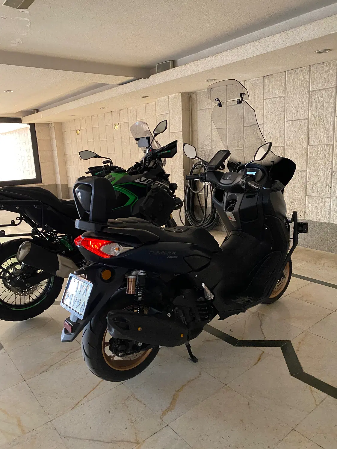N MAX 1403|موتورسیکلت|تهران, ظهیرآباد|دیوار