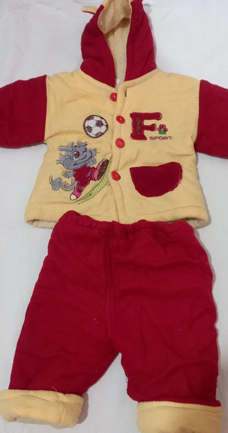 لباس بچگانه و کاپشن و بافت|کفش و لباس بچه|شیراز, صاحب الزمان|دیوار