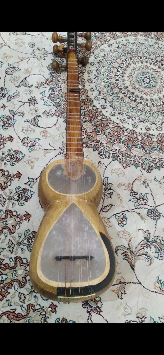 تار اذربایجانی|سازهای سنتی|تبریز, |دیوار