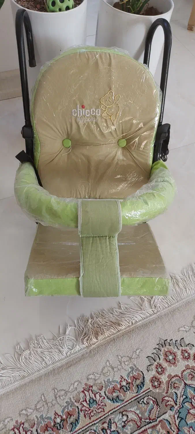 صندلی کودک|تخت و صندلی بچه|تربتحیدریه, منصوریه|دیوار