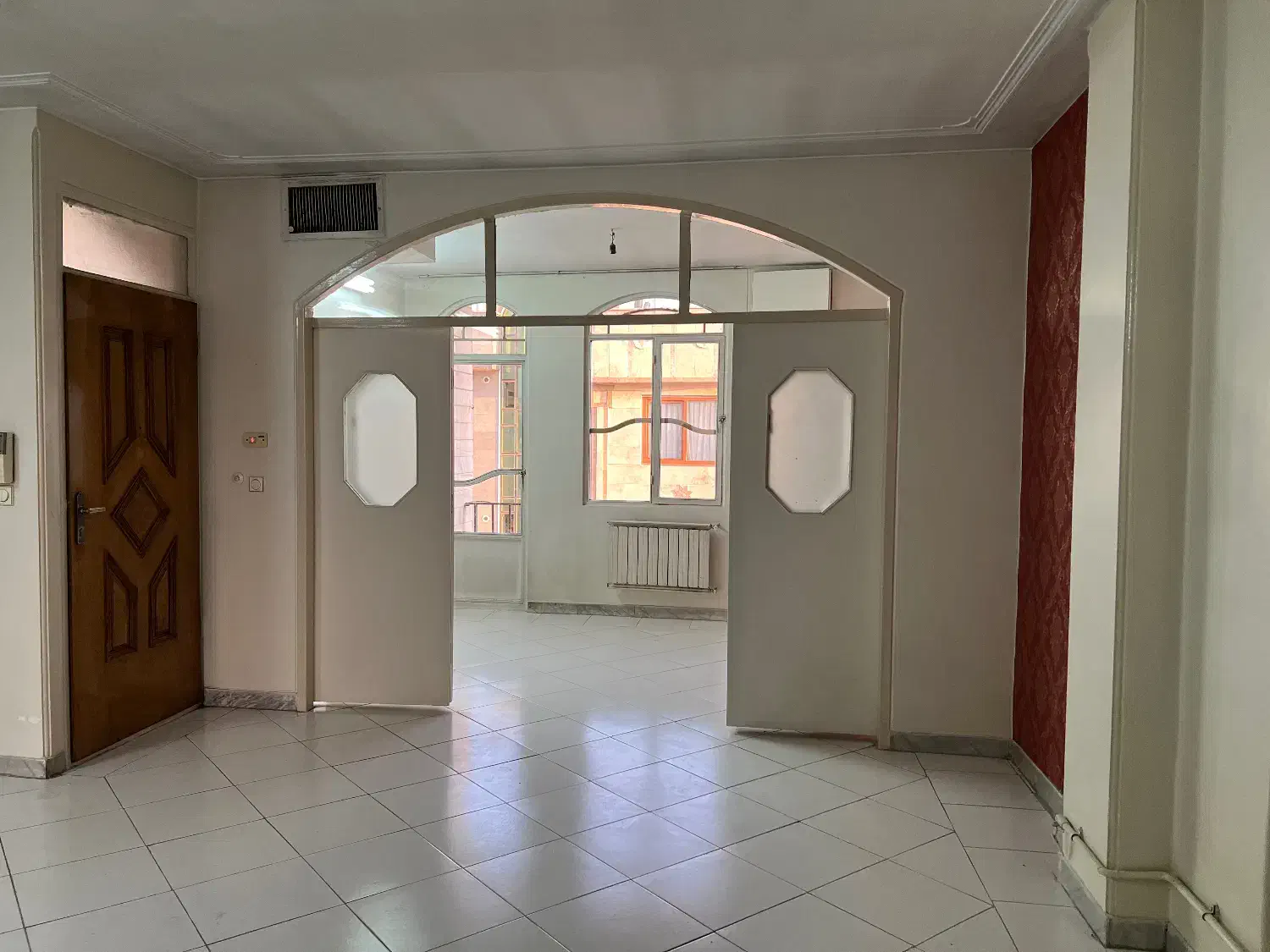 ۷۵ متر /دو خواب/ تقاطع کارگر آذربایجان /فوری تخلیه