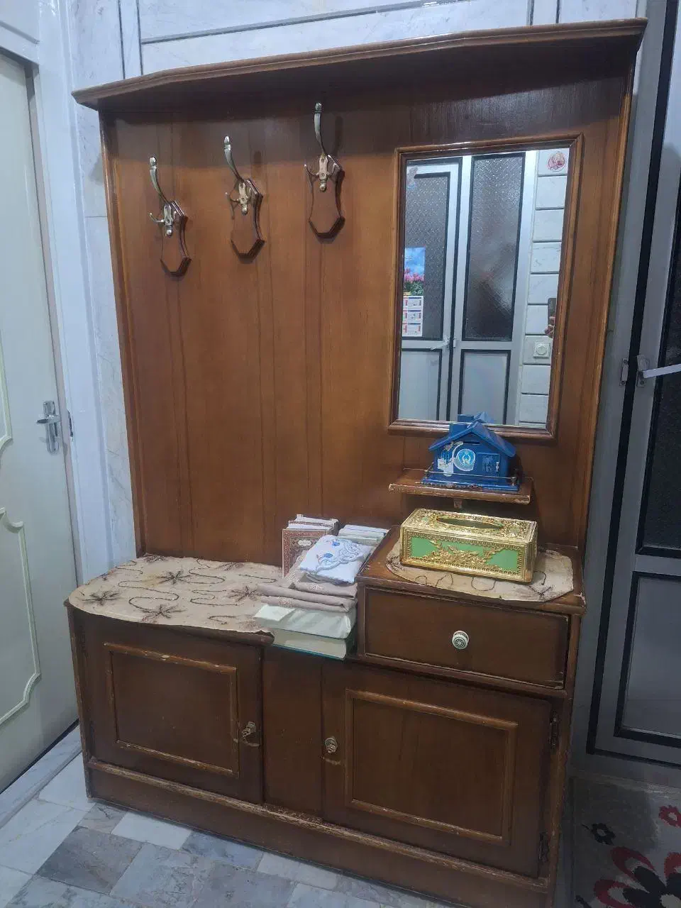 کمد|جاکفشی، کمد، دراور|خمینی‌شهر, |دیوار