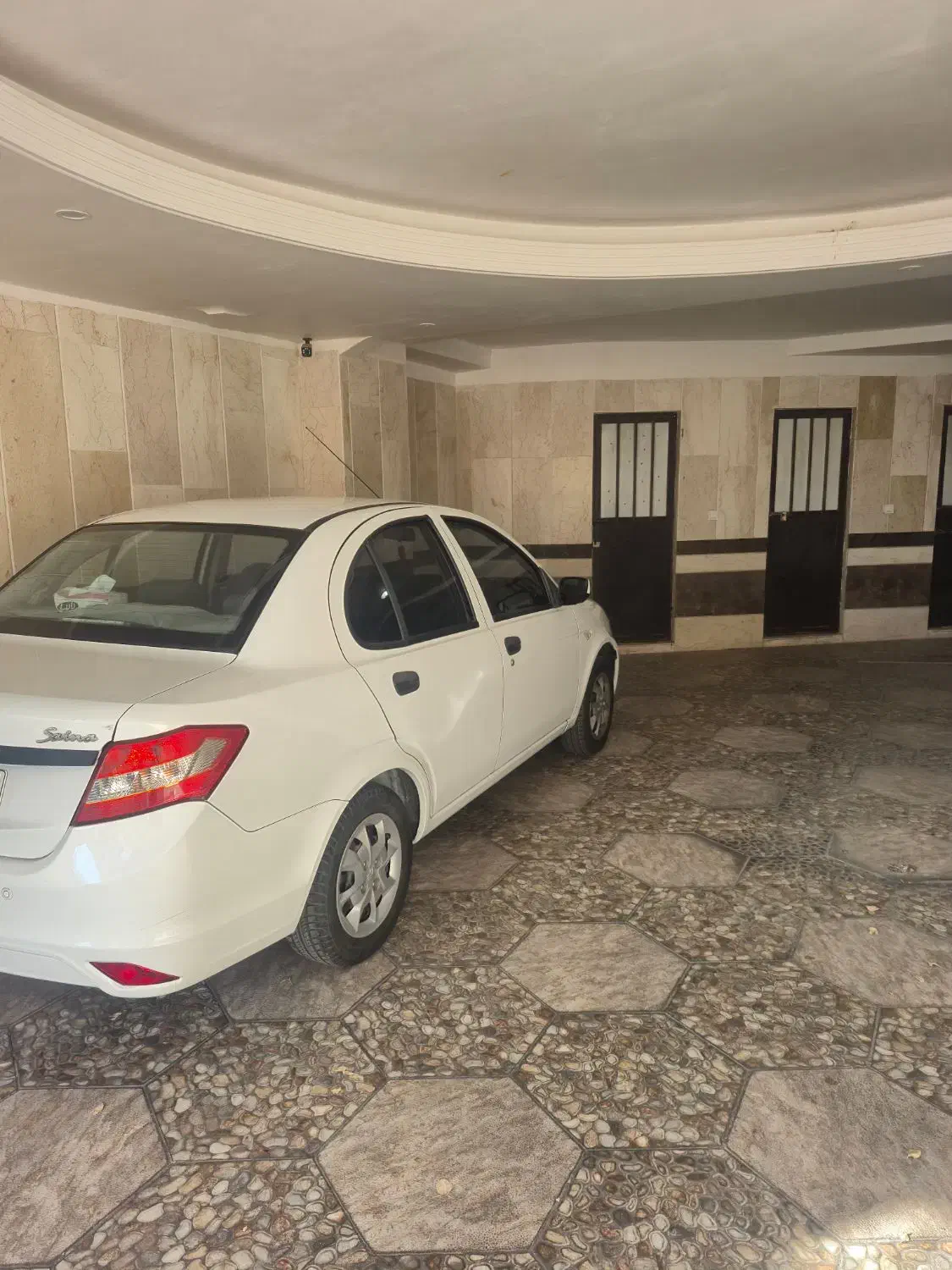 ساینا مدل ۹۸|خودرو سواری و وانت|تهران, یافتآباد|دیوار