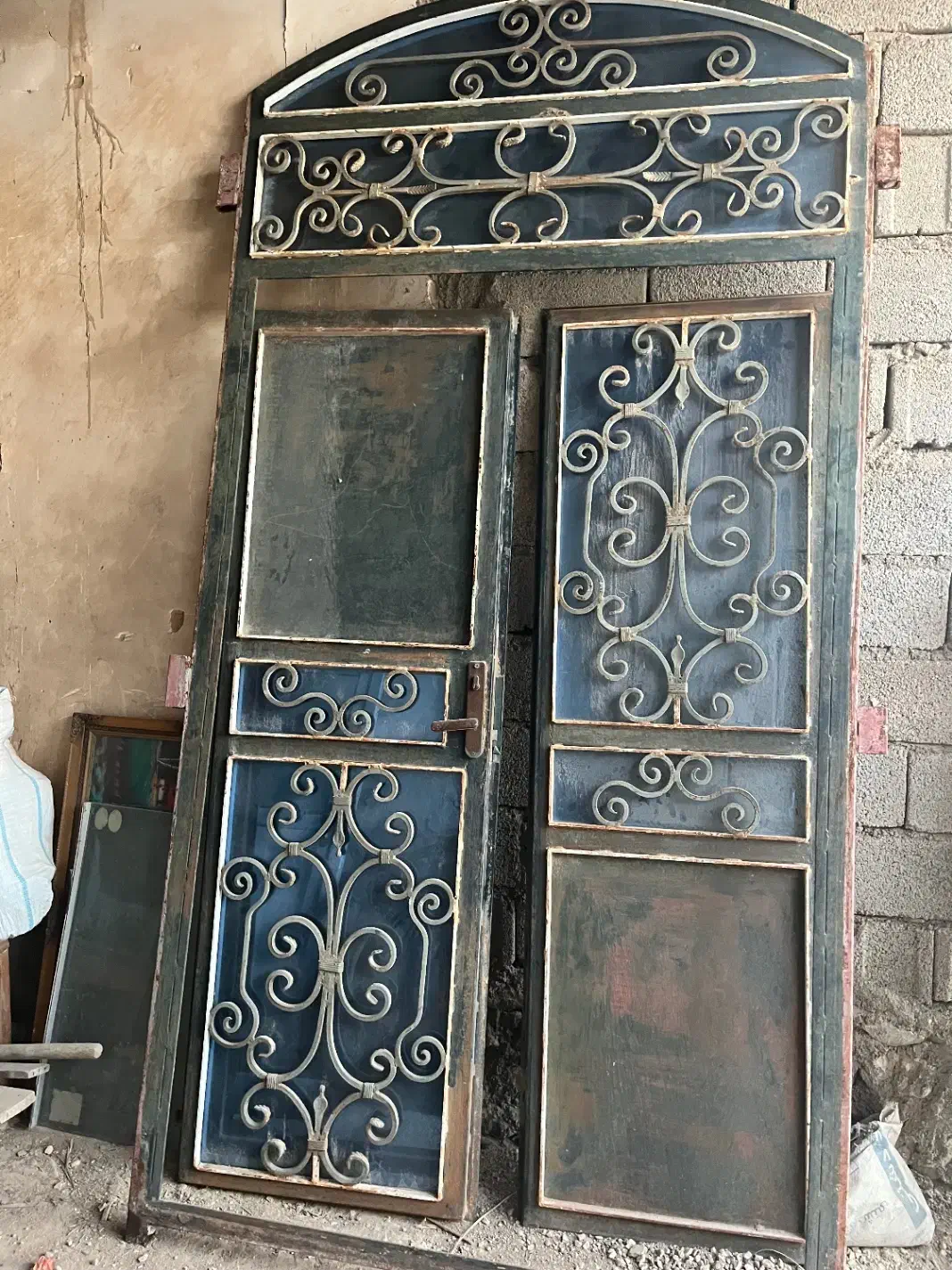 درب و پنجره آهنی|مصالح و تجهیزات ساختمان|بوشهر, |دیوار