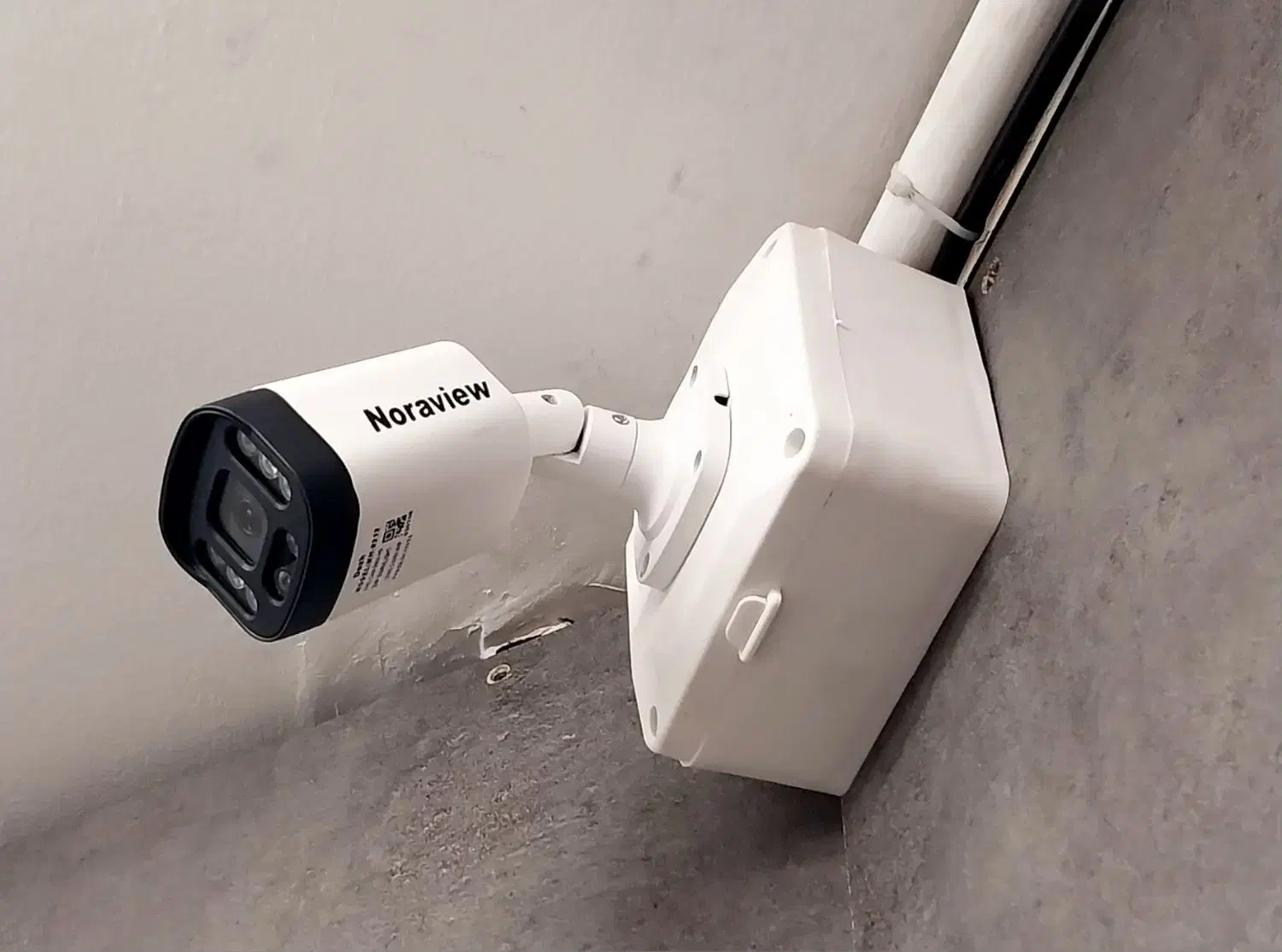 فروش ونصب دوربین مداربسته|دوربین مداربسته|بروجن, |دیوار