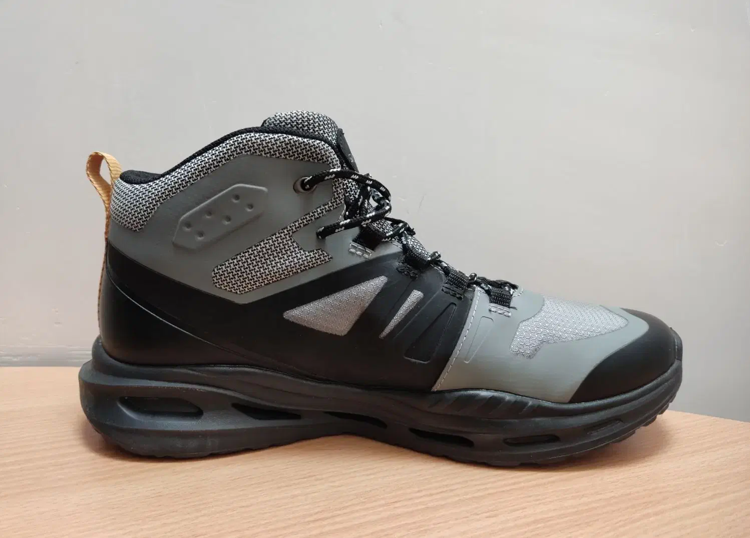 کفش نیم بوت اسکچرز|کیف، کفش، کمربند|اصفهان, فرهنگیان|دیوار