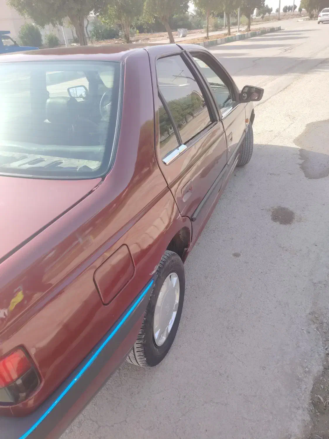 405 عنابی 81|خودرو سواری و وانت|آبادان, |دیوار