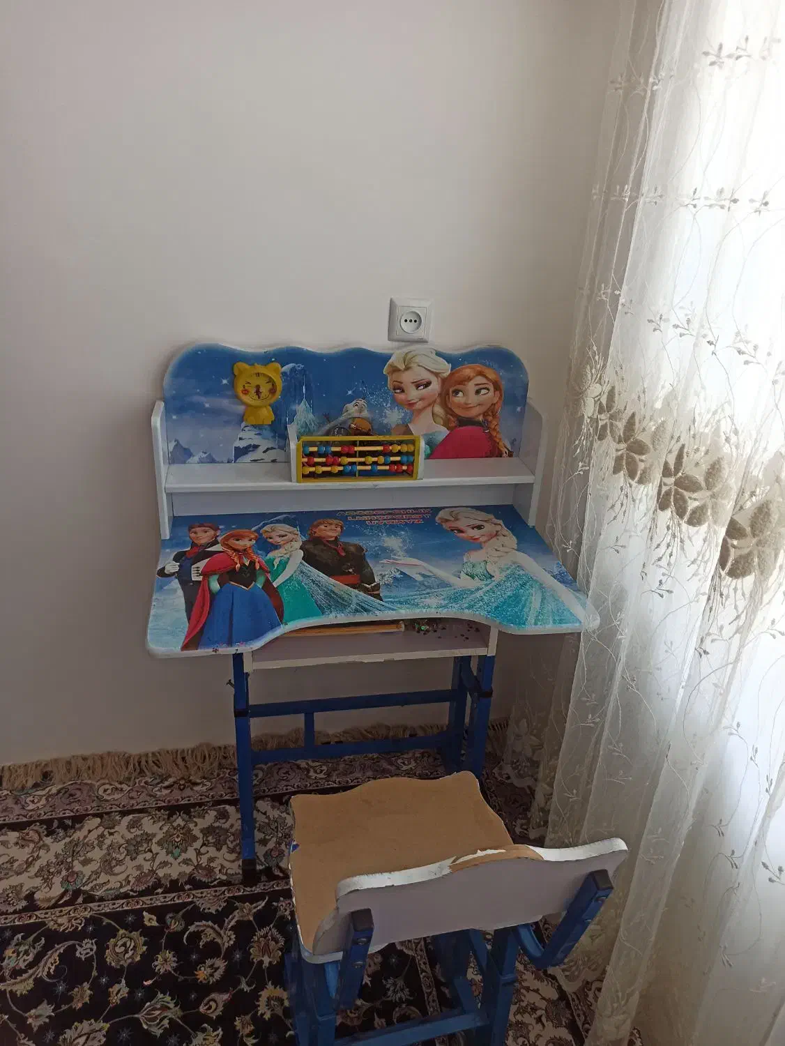 میز و صندلی تحریر|تخت و صندلی بچه|پیرانشهر, |دیوار